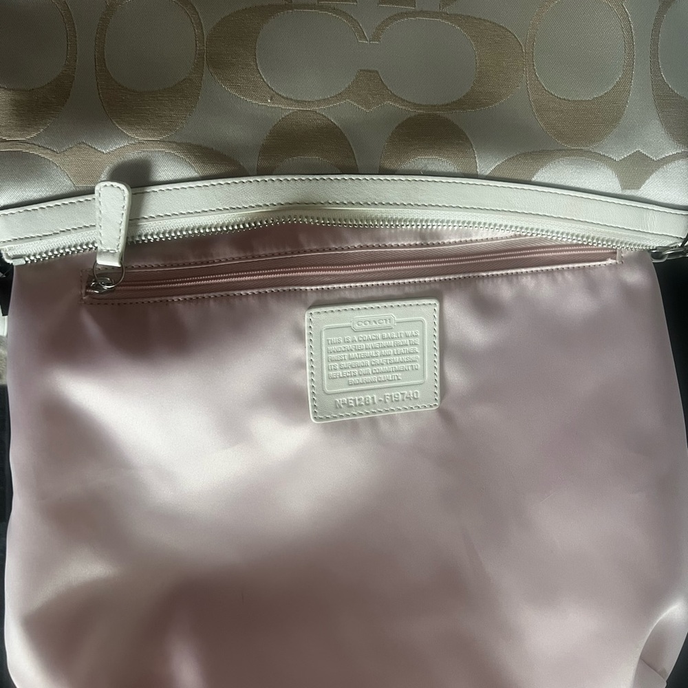 Coach Park Signature Duffle Bag F19740 - Picture 11 of 16
